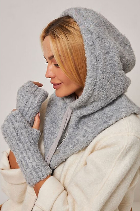 Damska czapka bouclé z metalowym zapięciem - #4496482