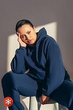 Damski ocieplany dres KAMALA w kolorze granatowym – bluza z kapturem i spodnie dresowe Garne 3041001 zdjęcie №5