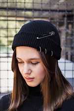 Zniszczona podarta czapka beanie Without 8049075 zdjęcie №1