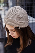 Zniszczona podarta czapka beanie Without 8049085 zdjęcie №4